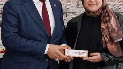 Fırçasını yeteneğiyle birleştirdi, Afyonkarahisar’ın gururu oldu: Bolvadin’den gelen büyük başarı