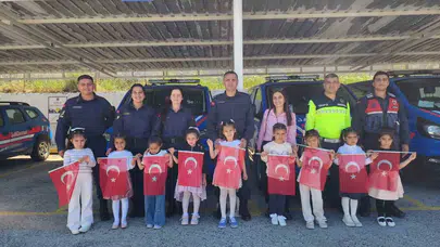Minik öğrencilerin heyecanlı günü: Jandarma karakolunda unutulmaz anlar yaşadılar