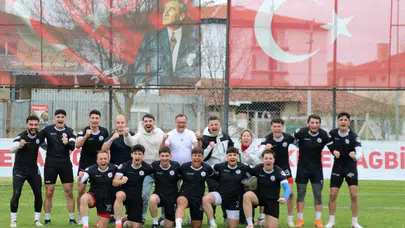Körfez’in ragbi fırtınası Ankara’da esti: Erkekler şampiyonluk kupasını kaldırdı