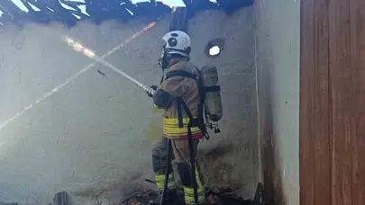 Reyhanlı'da korkutan yangın: Müstakil ev küle döndü
