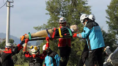 Aydın’da nefes kesen tatbikat: Ekipler olası afetlere karşı teyakkuza geçti
