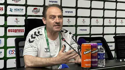 Sakaryaspor'da hüzünlü veda: Gençler vitrine çıktı, Çorum FK play-off ateşini yaktı
