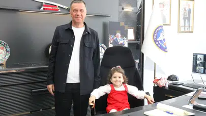 Yenipazar’da 23 Nisan coşkusu: Başkan koltuğu miniklere emanet