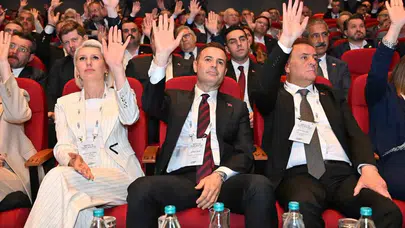 Siyasetin kutuplaştıran diline inat: Marmara’da Ahmet Akın ile yeni bir uzlaşma dönemi başladı