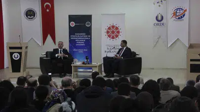 Oktay Saral'dan "yalan sağanağı" uyarısı: Türkiye hedef alınıyor, hakikatle savunma yapacağız