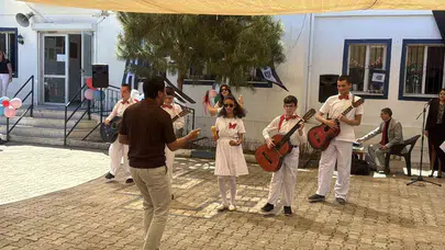 Sahne onların, başarı onların: Özel öğrenciler Bodrum’u büyüledi