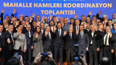 Tecrübe sahaya iniyor: AK Parti İstanbul’da mahalle teşkilatlarına "ağabey" eli değecek
