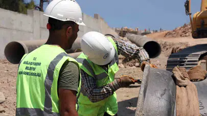 Bodrum’un kronikleşen su çilesine neşter: Gümbet’teki dev çalışma için gece mesaisi başlıyor