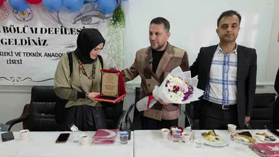 Podyumların usta ismi Ergani’de: Genç tasarımcıların hayallerine ışık tuttu