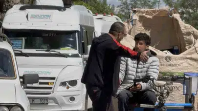 Trafikte dehşet anları: Otomobiliyle yolunu kesti, "Kralı gelse fark etmez" diye bağırdı