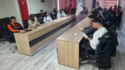Afetzedelere uzanan şefkat eli: AFAD personeline kritik eğitim