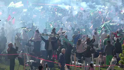 Timsah Arena’da tarihi zafer: Bursaspor şampiyonluk coşkusunu hüzünle harmanladı