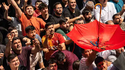 Manisa’da 486 yıllık gelenek: 10 ton mesir macunu için meydanlar doldu taştı