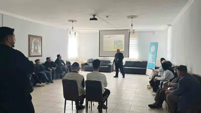 İlaçların yanlış kullanımı sağlığı tehdit ediyor: Huzurevi sakinlerine hayati uyarılar