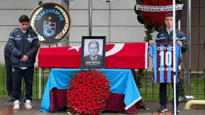 Trabzonspor'un efsane ismi Atay Aktuğ'a veda: Bordo-mavili camia yas içinde