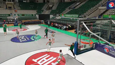 Devler sahada şaşkına döndü: 1.20’lik minikler Bursaspor’a kök söktürdü