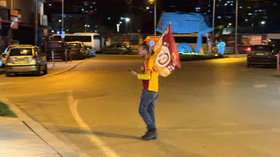 Zonguldak sokaklarında sarı-kırmızı şölen: Derbi zaferi meşalelerle kutlandı