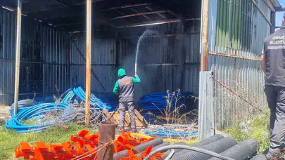 Kütahya'da korkutan yangın: Depo küle döndü