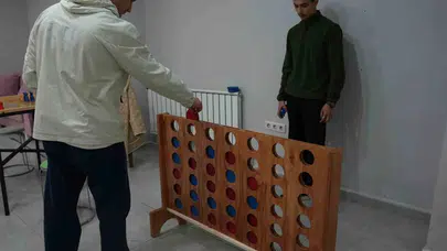Düzce’de gençlerin yeni rotası belli oldu: Hem ders çalışıp hem eğlenecekleri merkez kapılarını açtı