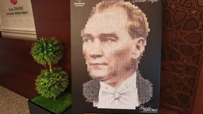 Germencik’te 500 çocuk tek bir yürek oldu: 3 bin 600 kareden dev Atatürk portresi