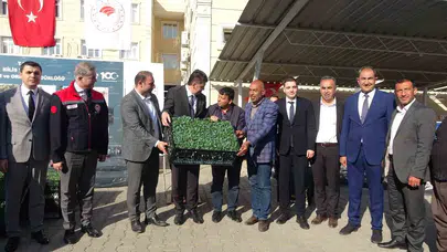 Kilis'te bereketli hasat için düğmeye basıldı: Yüzlerce çiftçiye dev destek paketi