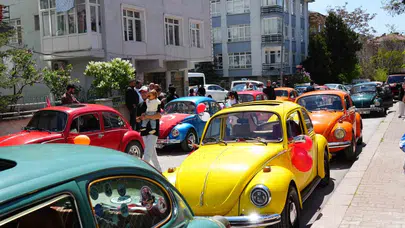Tosbağalarla gelen mutluluk: Özel çocuklar nostaljik konvoyda unutulmaz bir gün yaşadı
