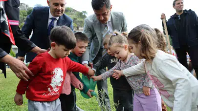 Sınırları aşan dostluk: Dünya çocukları Marmaris’te barış için bir araya geldi