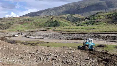 Siirt’te doğa alarm verdi: Taşkın sularına karşı zamana karşı yarış