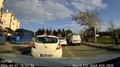 Ankara’da iki sürücü trafikte yumruklu kavga etti: O anlar araç kamerasında