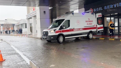 Elazığ’da inşaat iskelesi çöktü: 4 işçi yaralandı