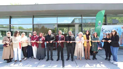 Fırçayı ellerine ilk kez aldılar, ortaya çıkan tablolar hayran bıraktı: İnegöl’de sanat rüzgarı