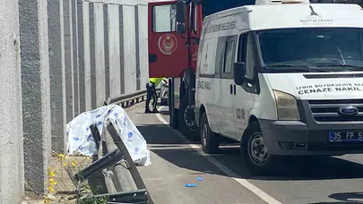 İzmir’de acı sabah: Motosikletli genç sürücü bariyerlere çarparak can verdi