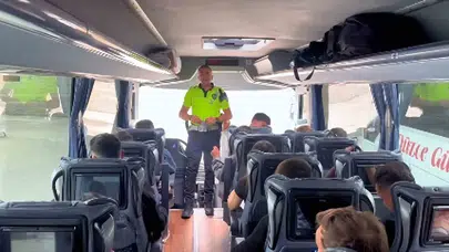 Bayram yolculuğunda hayat kurtaran dokunuş: Emniyet kemerini takmadan yola çıkmayın