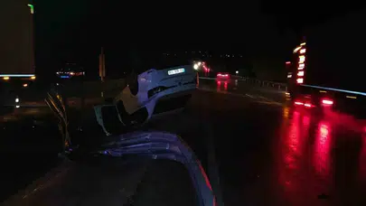 Sandıklı yolunda dehşet anları: Kontrolden çıkan otomobil takla attı