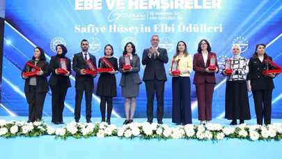 44 yıllık fedakarlık ödülle taçlandı: Sağlık camiasının çınarı Ayşe hemşireye büyük onur