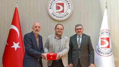 Bilecik Şeyh Edebali Üniversitesi'ne Kızılay'dan anlamlı ödül: Kan bağışında zirveye taşıdılar