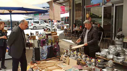 Makam odasından sahaya indi: Yatağan’da pazar yerinde samimi diyaloglar