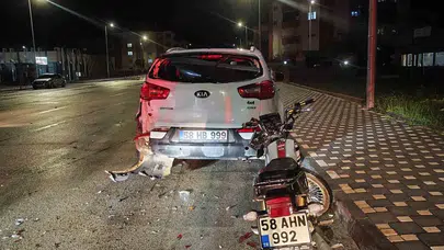 Sivas'ta acı dolu anlar: Genç sürücü park halindeki araca çarparak can verdi