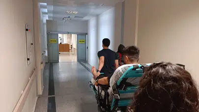 Adıyaman’da yürekleri ağza getiren kaza: Elektrikli bisiklet sürücüsü hastanelik oldu
