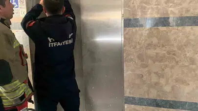 Karanlık boşluktan gelen minik çığlıklar: İtfaiye ekipleri seferber oldu