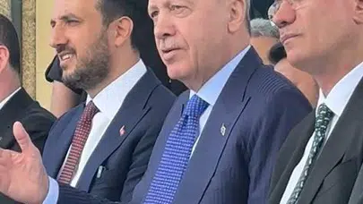 Haliç’te fetih coşkusu: Erdoğan Azerin’in şarkısına eşlik etti
