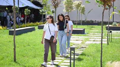 Mersin’in kalbi yeniden atıyor: Şehrin yeni buluşma noktası kapılarını açtı