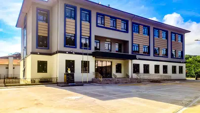 Sinop'ta eğitime dev dokunuş: Erfelek'in yeni okul binası kapılarını açıyor