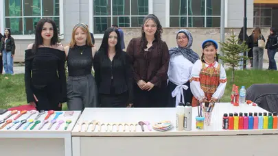 Erzurum’da bahar şenliği: Rus kültürünün geleneksel festivali Maslenitsa Edebiyat Fakültesi’ne taşındı