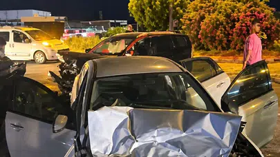 Yola çıkan köpek faciaya davetiye çıkardı: Söke'deki kazada ortalık savaş alanına döndü