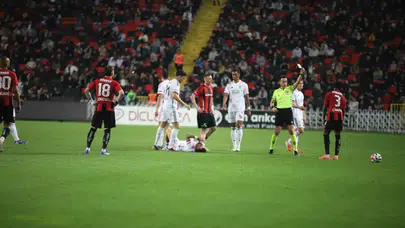 Kartal Gaziantep'te ipleri erken ele aldı: Sergen Yalçın'ın öğrencileri soyunma odasına avantajlı girdi