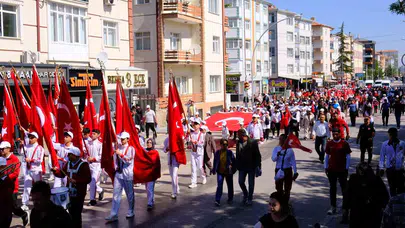 Karaman’da 19 Mayıs coşkusu: Gençler meydanları doldurdu, sporcular hünerlerini sergiledi