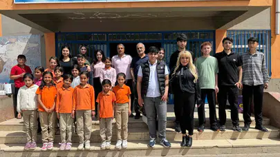 Makas elleriyle gönüllere dokundular: Geleceğin ustaları köy okullarında sahne aldı