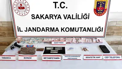 Sakarya’da zehir tacirlerine ağır darbe: Operasyonda ele geçirilenler şoke etti