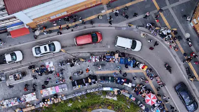 Sivas'ta bayram bereketi: Gurbetçilerin dönüşüyle şehir merkezi kilitlendi
